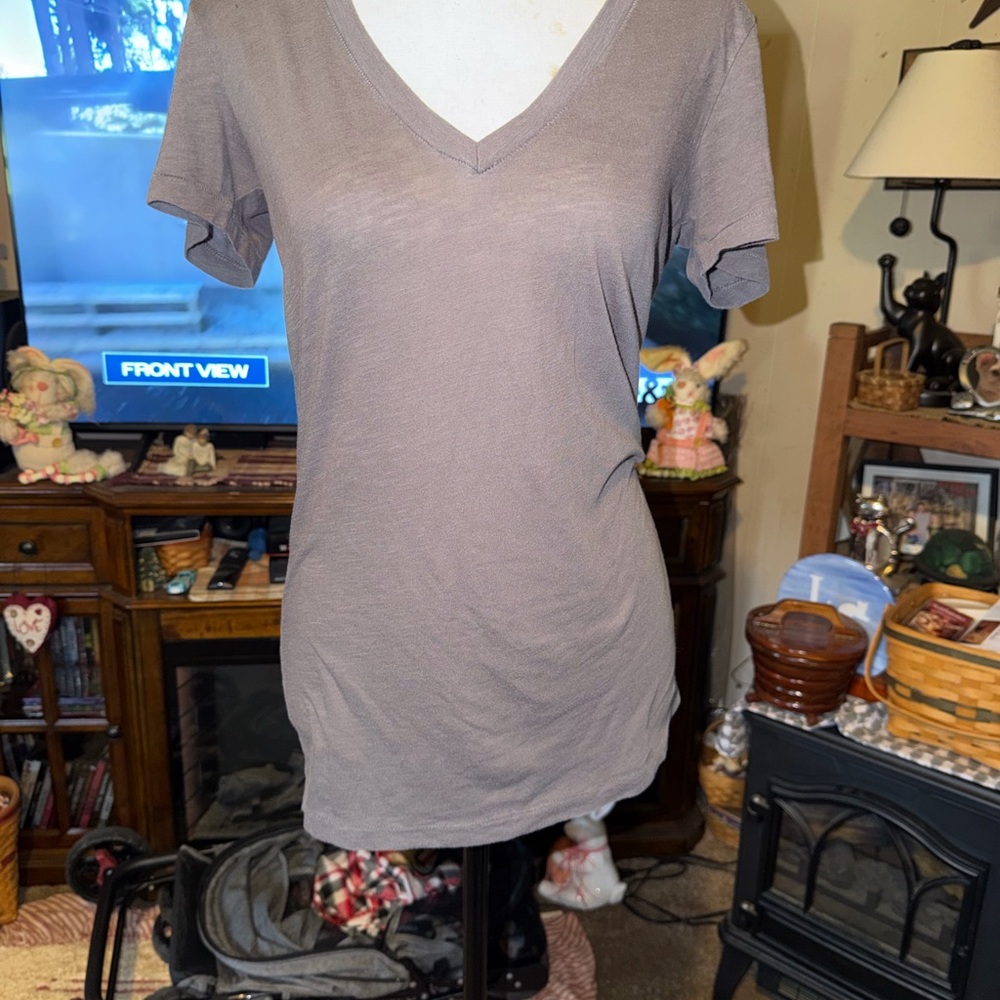 PINK Victoria's Secret Short Sleeve V-Neck Tee in Taupe
